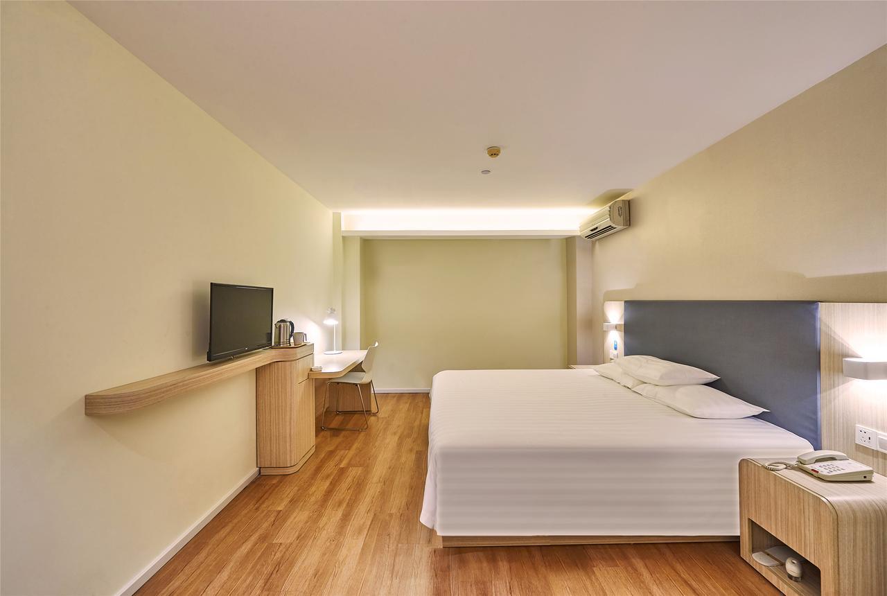 Hotel Hanting Xin Hua Hospital 2*